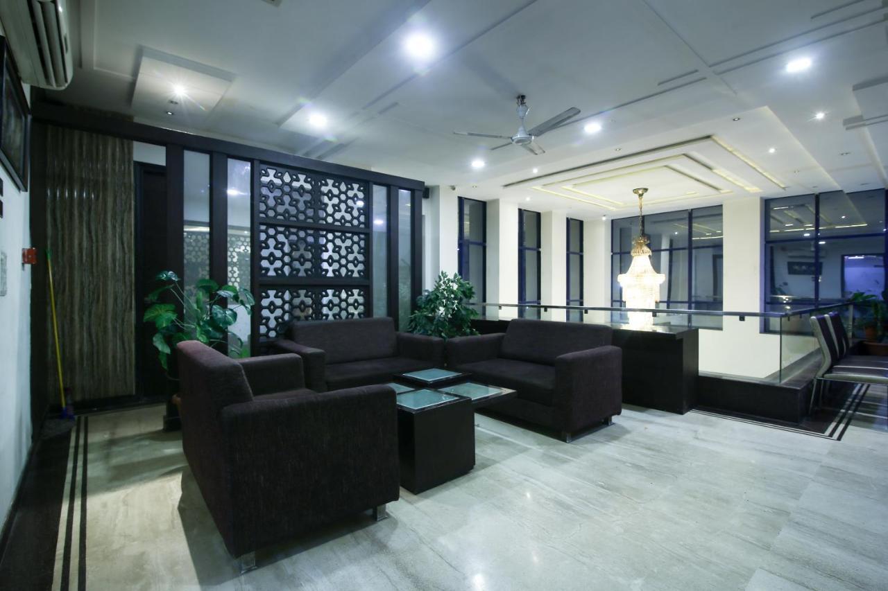 Hotel Madhushrie Agra  Esterno foto