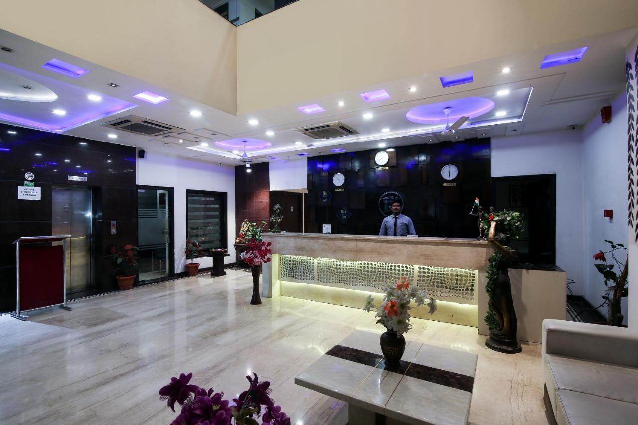 Hotel Madhushrie Agra  Esterno foto